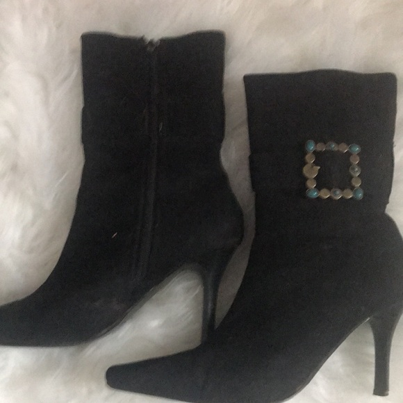 Marie Clare black boots. - Picture 3 of 6